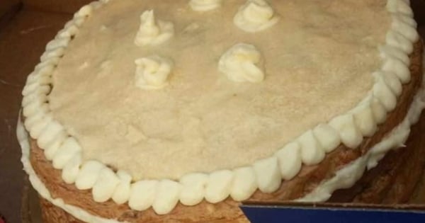 Vanilla Caramel Espresso Frappe Cake