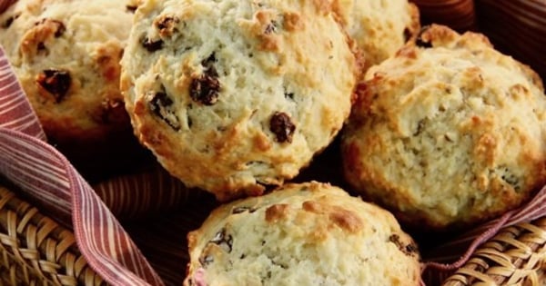 Irish Soda Bread Muffins