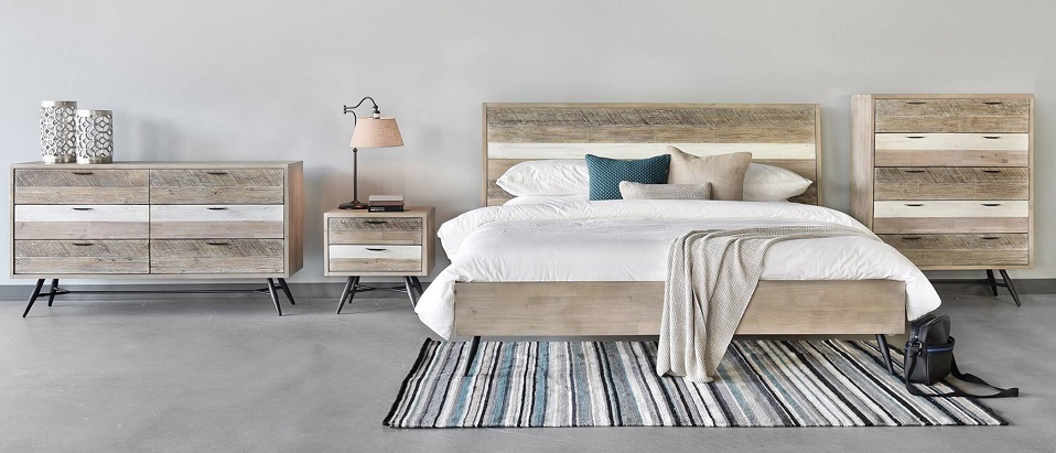 Muse and Merchant Online