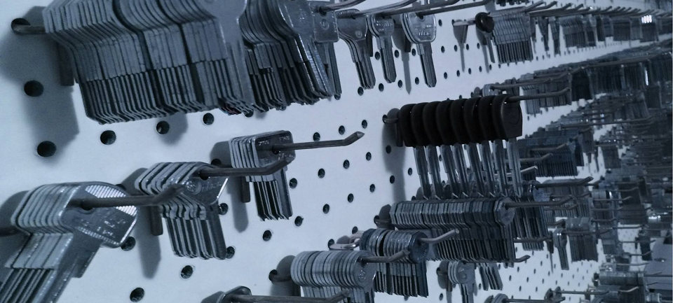 A Wizard Locksmith Online