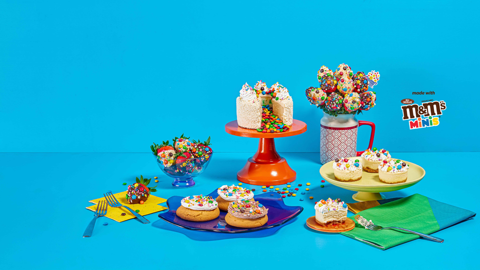 Edible Arrangements - Gourmet Fruit Baskets