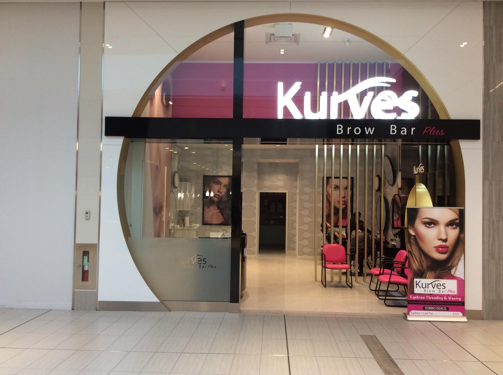 Kurves Beauty - Eyebrow