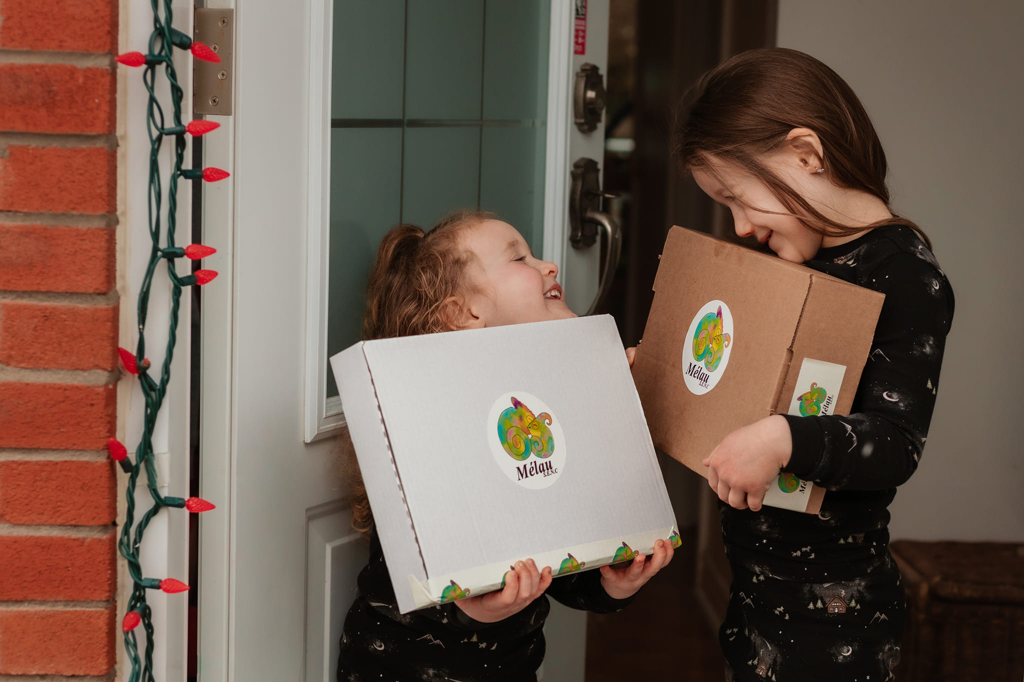 Mélau - Monthly Themed Boxes