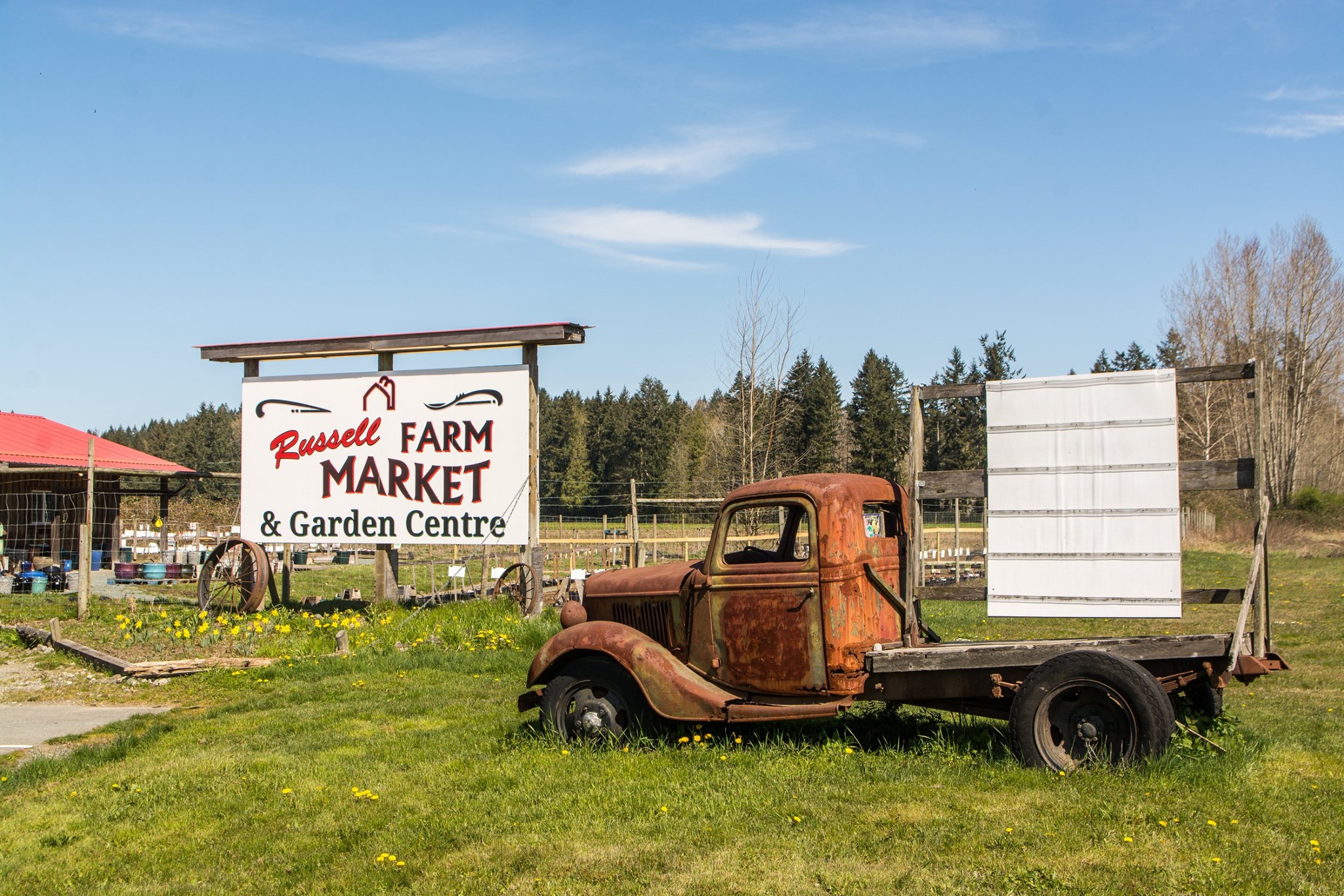 Russell Farm Market - Fruit & Vegetable Store