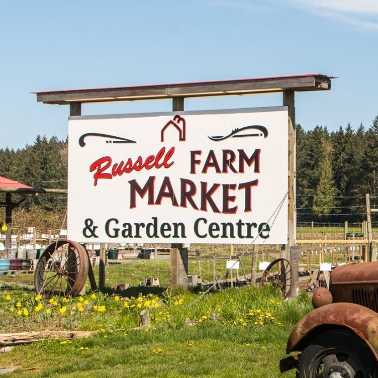 Logo Russell Farm Market