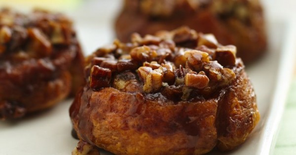 Sticky Chewy Chocolate Pecan Rolls