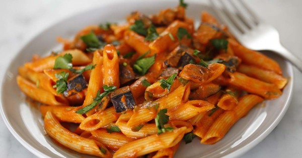 Penne with Creamy Tomato and Eggplant Sauce