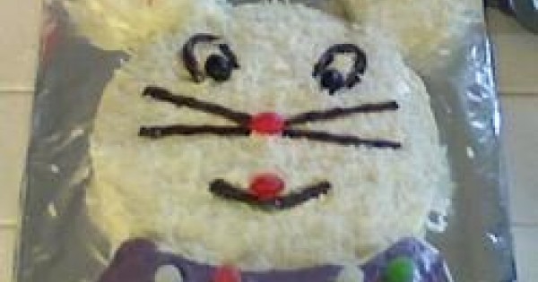 Easy Bunny Cake