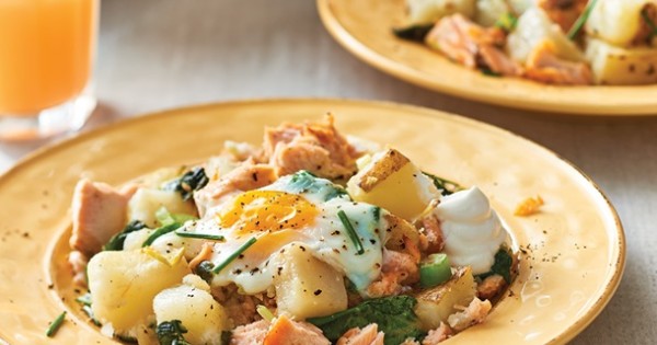 Oven Baked Eggs with Salmon Spinach Hash