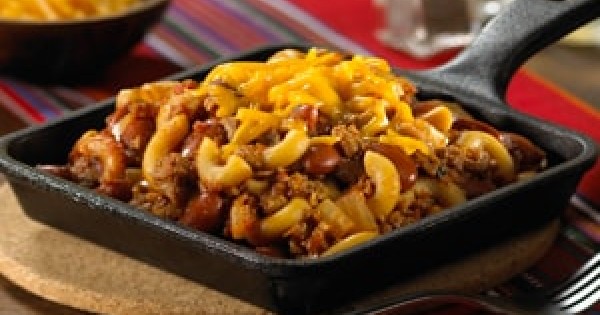 Crunchy Topped Chili-Mac Skillet