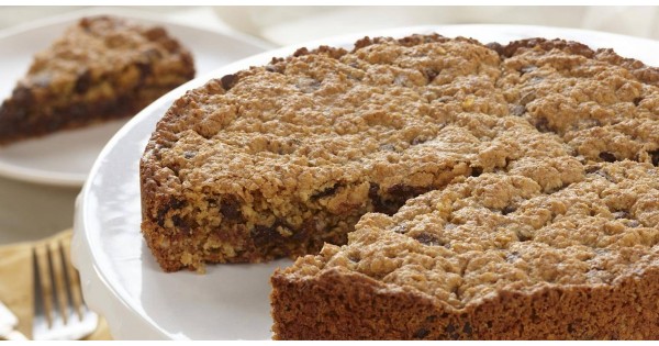 Giant Chocolate Oat Cookie Wedges