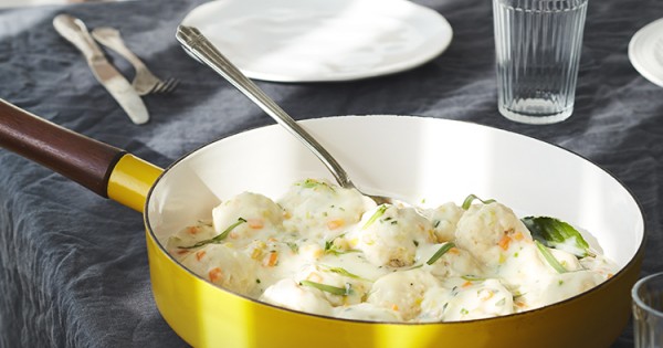 Tarragon sauce & cod balls