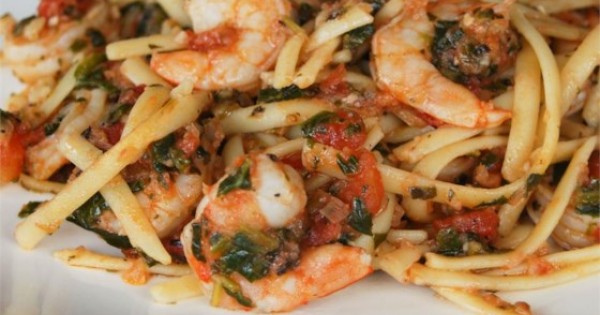 Fresh Tomato Shrimp Pasta
