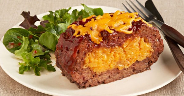 Macaroni and Cheese Stuffed Meatloaf