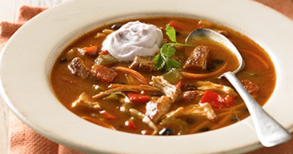 Savoury Chili Chicken Soup with Cranberry Crème