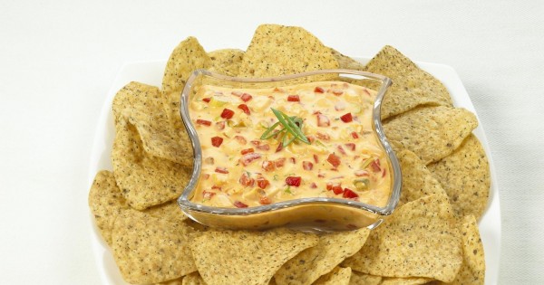 Roasted Red Pepper Cheesy Dip