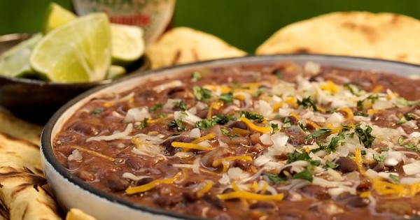 Smoky black bean dip