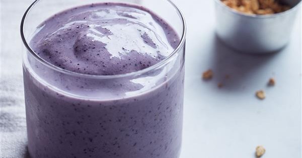 Berry Breakfast Smoothie