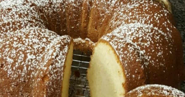 Cream Cheese Pound Cake III