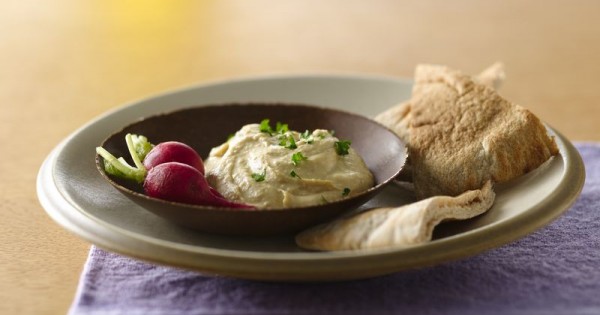 Hummus with Pita Chips