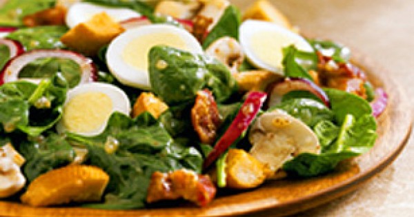 Sweet Spinach Salad with Kraft Signature Sweet Onion Vinaigrette