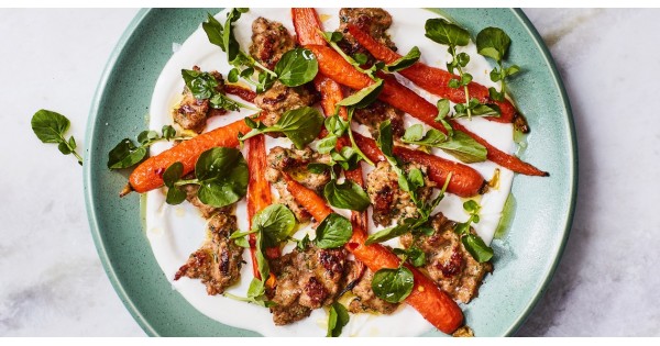 Freeform Chicken Meatballs with Carrots and Yogurt Sauce