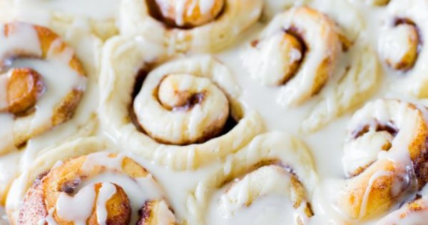 Easy Homemade Cinnamon Rolls