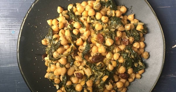 Cretan Bean Stew with Spinach