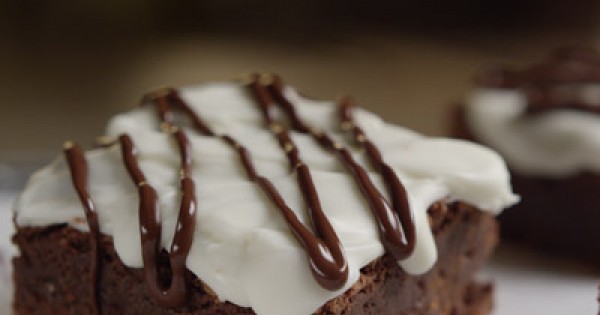 Dark Chocolate Brownies With Zebra Chocolate Drizzle
