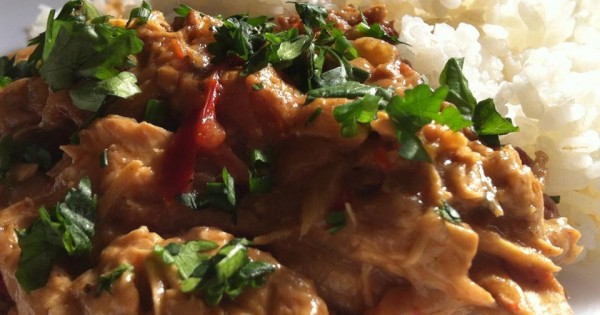 Peanut Chicken in the Slow Cooker
