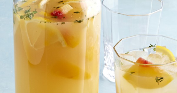No-Alcohol Peach Sangria