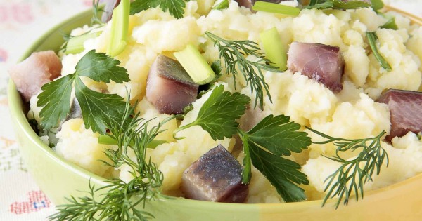 Mashed potatoes and herring