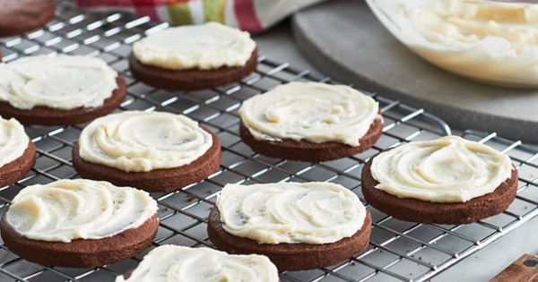 Shortbread Cookies and Cream