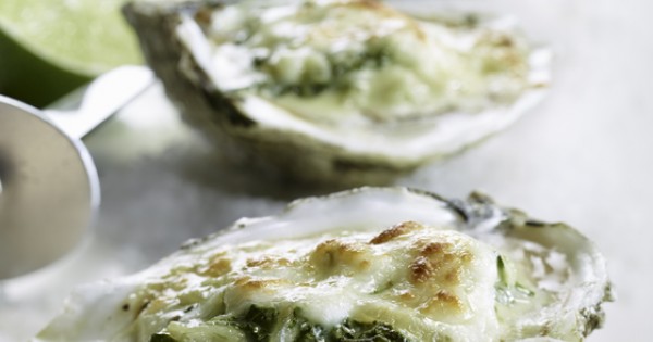 Sambuca Oysters au Gratin