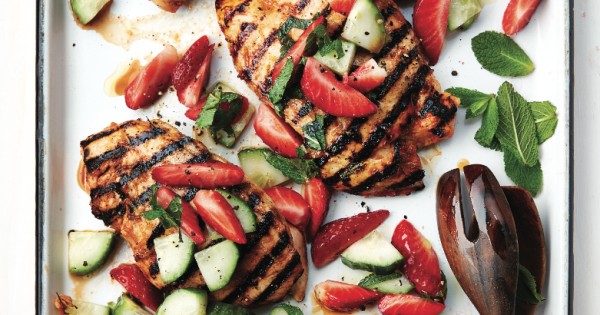 Spicy grilled chicken with strawberry-cucumber salad