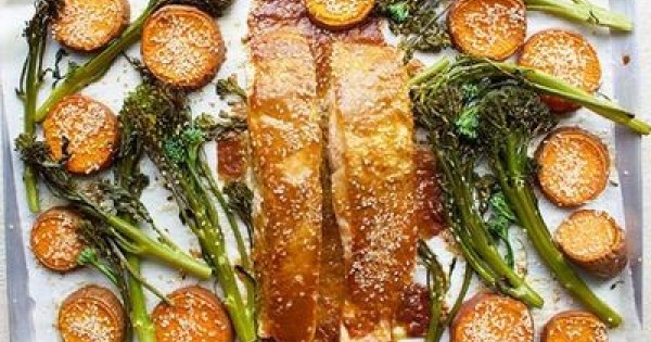 Easy One-Pan Japanese-Inspired Salmon