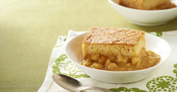 Warm Apple Pudding Cake