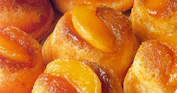 Upside-Down Peach Cupcakes