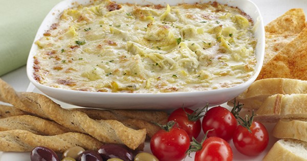 Cheesy Hot Artichoke Dip