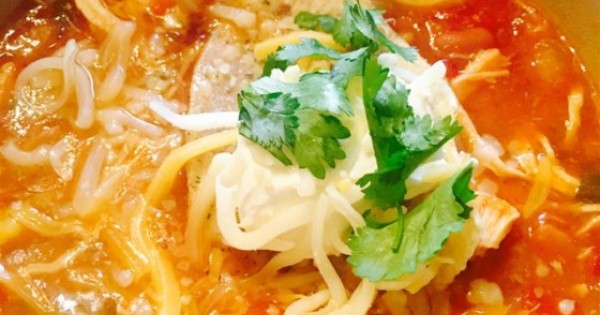 Slow Cooker Chicken Taco Soup