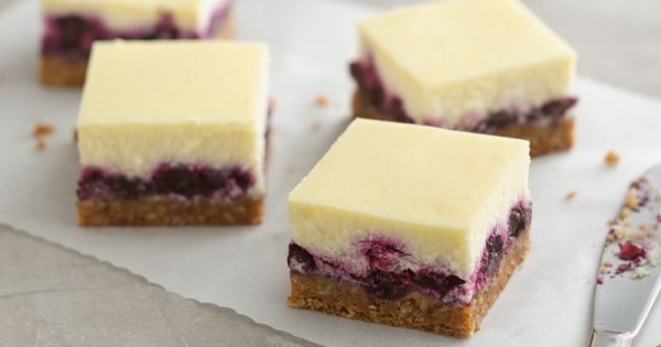 Blueberry Cheesecake Bars