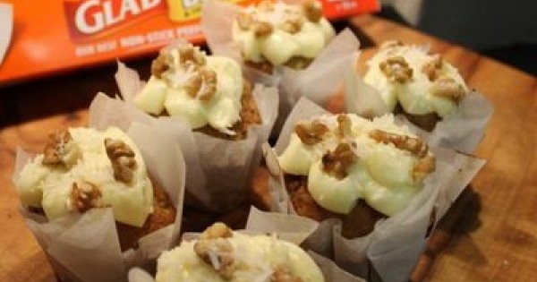 Banana & Walnut Muffins with Cream Cheese Lemon Icing