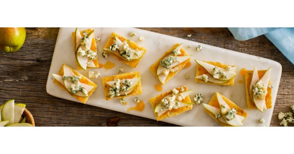 Blue Cheese and Pear Crostini