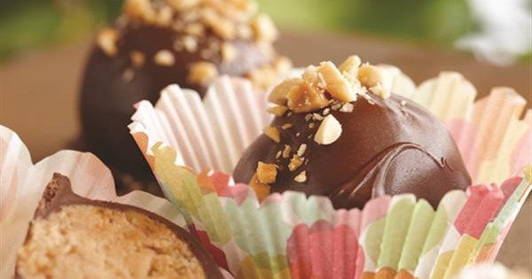 Peanut Butter Chocolate Cake Bites