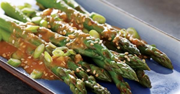 Fresh Asparagus with Peanut Sesame Sauce