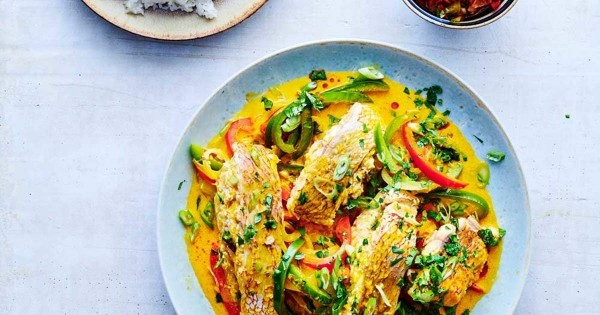 Brazilian Fish and Coconut Milk Stew (Moqueca)