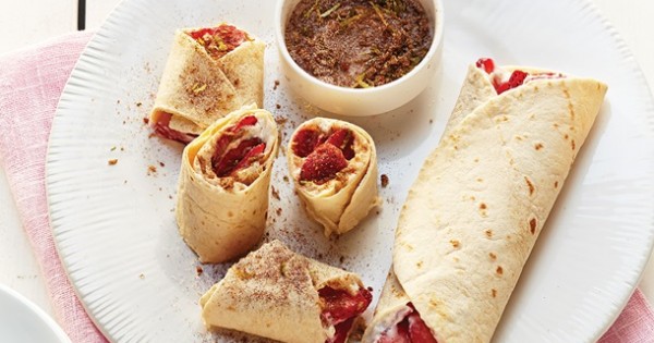 Strawberry-Lime Cheesecake Wraps