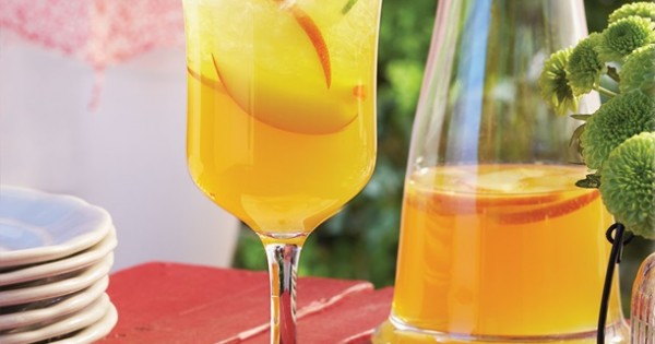 Peach and Whisky Cocktail