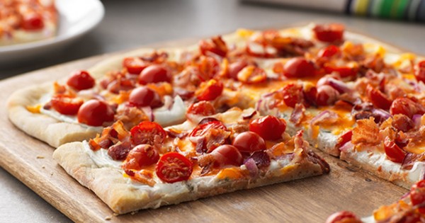 Spicy Jalapeño & Bacon Flatbread