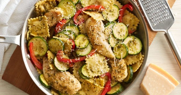 Pesto Ravioli with Chicken